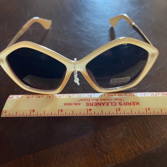 Vintage oversized sunglasses NEW - Picture 4 of 10